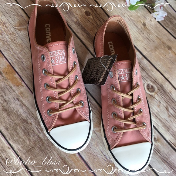 ⭐️CONVERSE | 7 Dainty Blush All Star Sneakers NEW - Picture 3 of 7